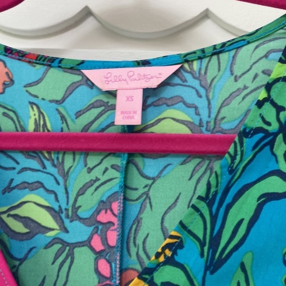 Lilly Pulitzer McFarland Dress - Size XS V-neck with Bell Sleeves. Exc Cond - Picture 7 of 10
